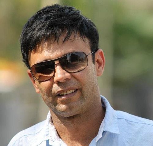 RJ Naved Height, Weight, Age, Wife, Children, Biography & More » StarsUnfolded RJ Naved Height, Weight, Age, Wife, Children, Biography & More » StarsUnfolded