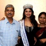 Shraddha Shashidhar with her parents