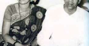 Bal Thackeray With His Wife