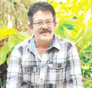 Kunal Kapoor (Shashi Kapoor's Son) Age, Family, Biography & More