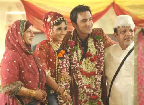 Ali Merchant with Sara Khan on their wedding day