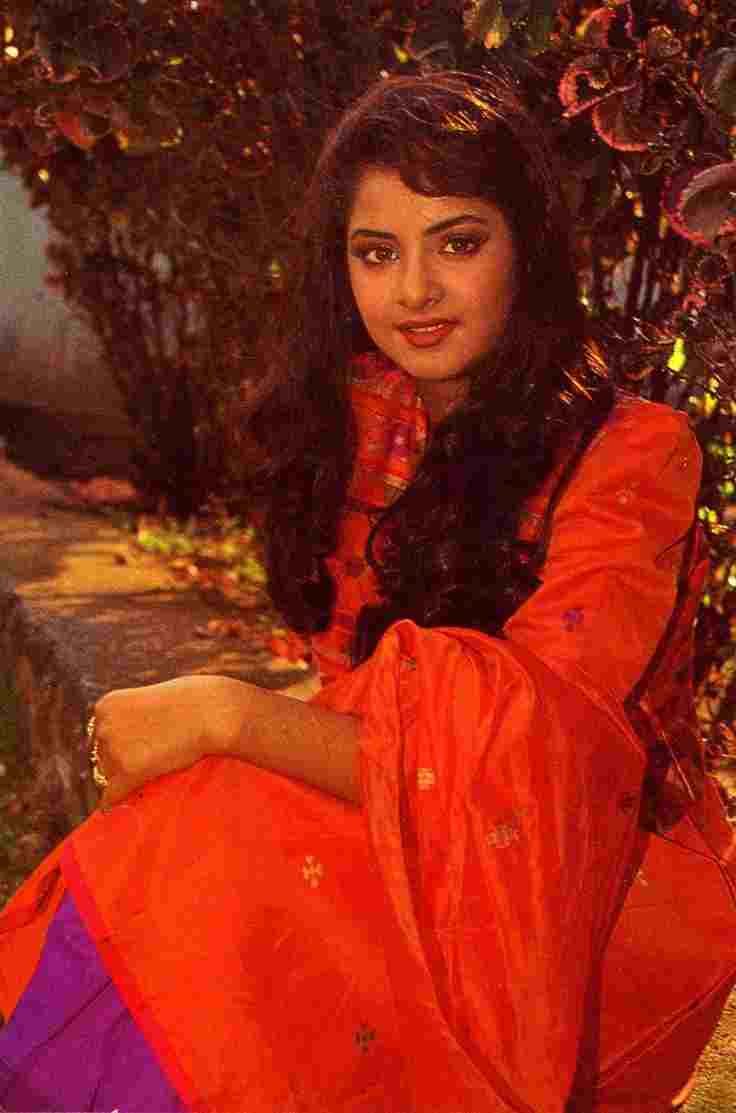 Divya Bharti Height, Weight, Age, Death Cause, Husband, Children