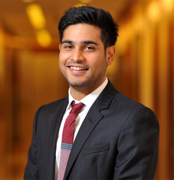 Anmol Ambani Height, Age, Wife, Family, Biography & More » StarsUnfolded