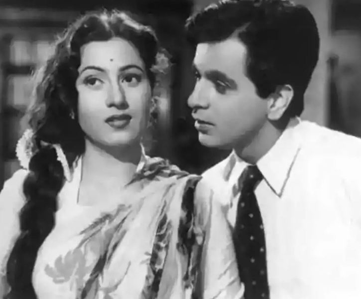 Madhubala and Dilip Kumar in the film 'Tarana' (1951)