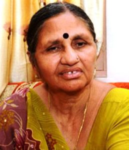 Prahlad Modi' younger sister, Vasantiben Hasmukhlal Modi