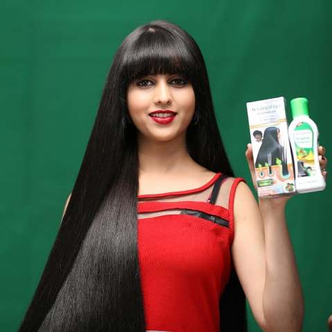 Niveditha Gowda during an ad shoot