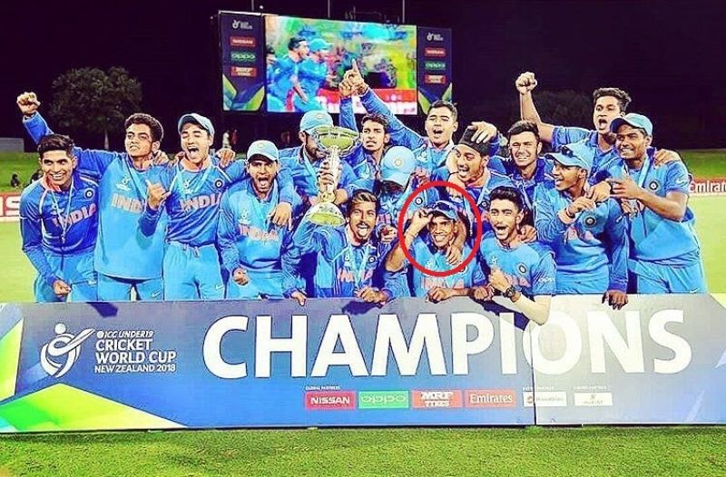 Shivam Mavi celebrating with teammates after winning the Under-19 World Cup in 2018