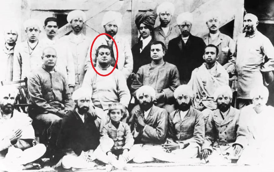 A photo of Swami Vivekananda taken with the Kashmiri Pandits in 1898