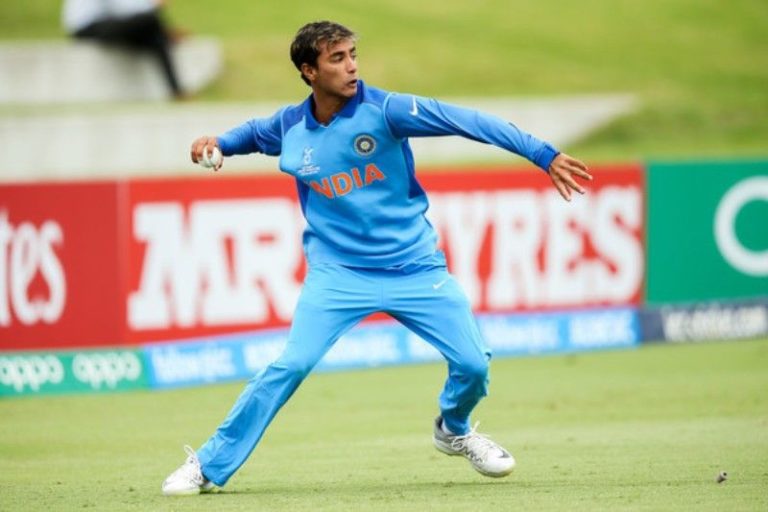 Abhishek Sharma (Cricketer) Height, Age, Girlfriend, Family, Biography ...