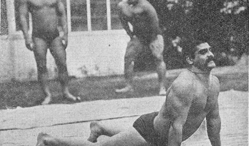 Gama Pehalwan Doing Workouts