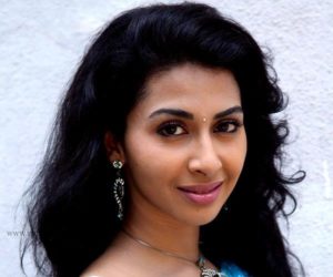 Gayathri Iyer (actress) Height, Weight, Age, Boyfriend, Biography 