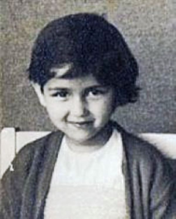 Neena Kulkarni's Childhood Picture