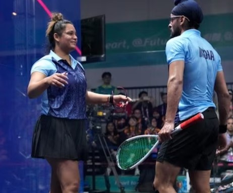 Pallikal and Sandhu after winning the final mixed doubles event in Squash during the Asian Games (2023)