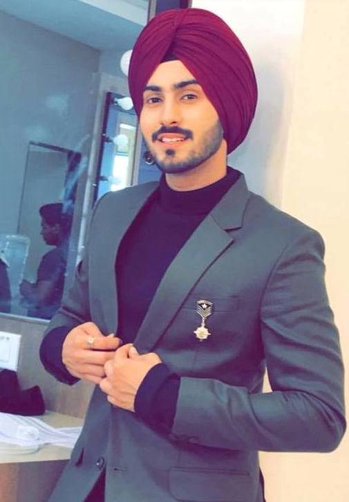 Rohanpreet Singh (Singer) Age, Girlfriend, Family, Biography & More ...