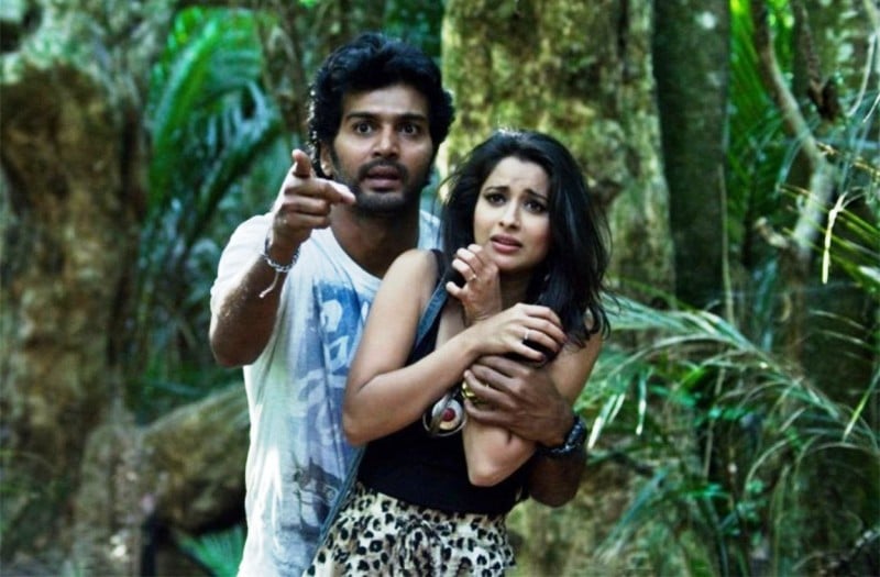 Nyra Banerjee as Sherin in the Tamil romantic musical film Serndhu Polama (2015)