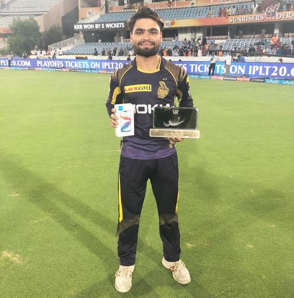 Rinku Singh with his first IPL Man of the Match award for his incredible performance against Rajasthan Royals