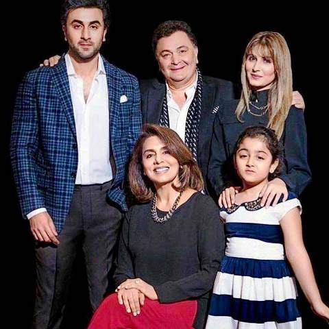 Rishi Kapoor With His Family