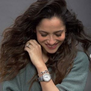 Ankita Lokhande flaunting her diamond ring