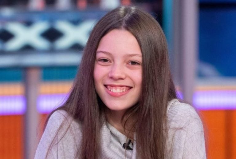 Courtney Hadwin Height, Weight, Age, Family, Biography, Facts & More