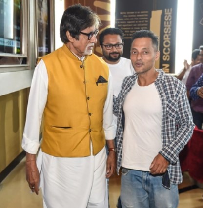 Sujoy Ghosh with Amitabh Bachchan (left)