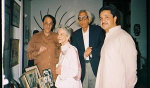 Nusli Wadia with his mother and family in Pakistan