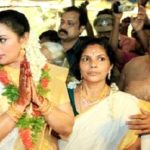 Shweta Menon with her parents