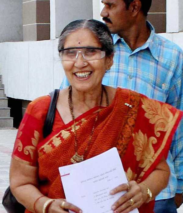 Jashodaben Age Husband Children Family Biography More Starsunfolded