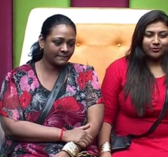 Shakeela with a co-contestant on the sets of Bigg Boss Kannada Season 2