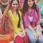Shivani Saini With Nargis Fakri in the movie 5 Weddings