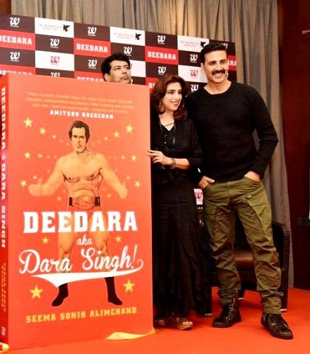 Akshay Kumar launched Seema Sonik Alimchand's book 'Deedara aka Dara Singh'