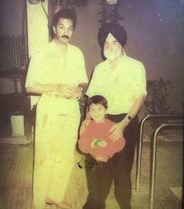 Jugjeet Singh Bhavnani with his father and son
