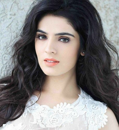 Actress Sidhika Sharma is all set to give tough competition to