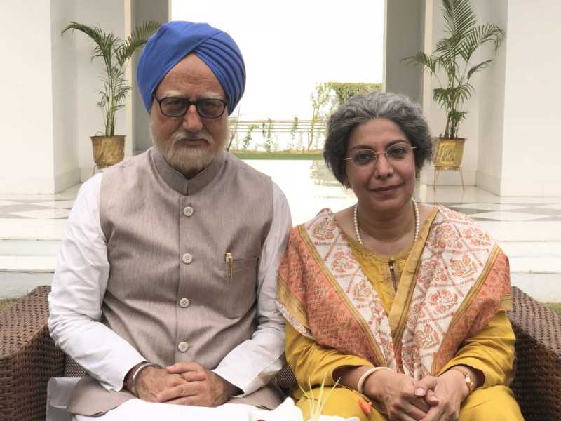 Divya Seth As Gursharan Kaur and Anupam Kher As Manmohan Singh In- The Accidental Prime Minister