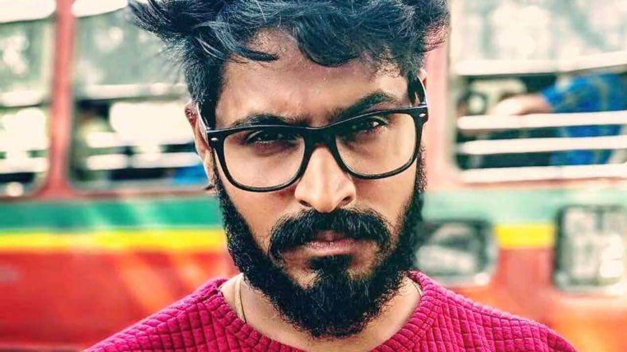 Emiway Bantai Biography, Girlfriend, Age, Fight, Family, Career, Images