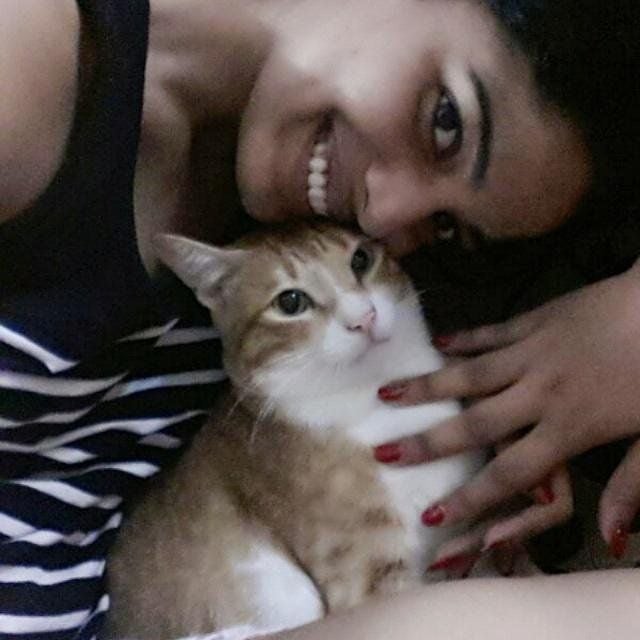 Pooja Sawant with her pet cat