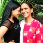 Simi Chahal with her mother