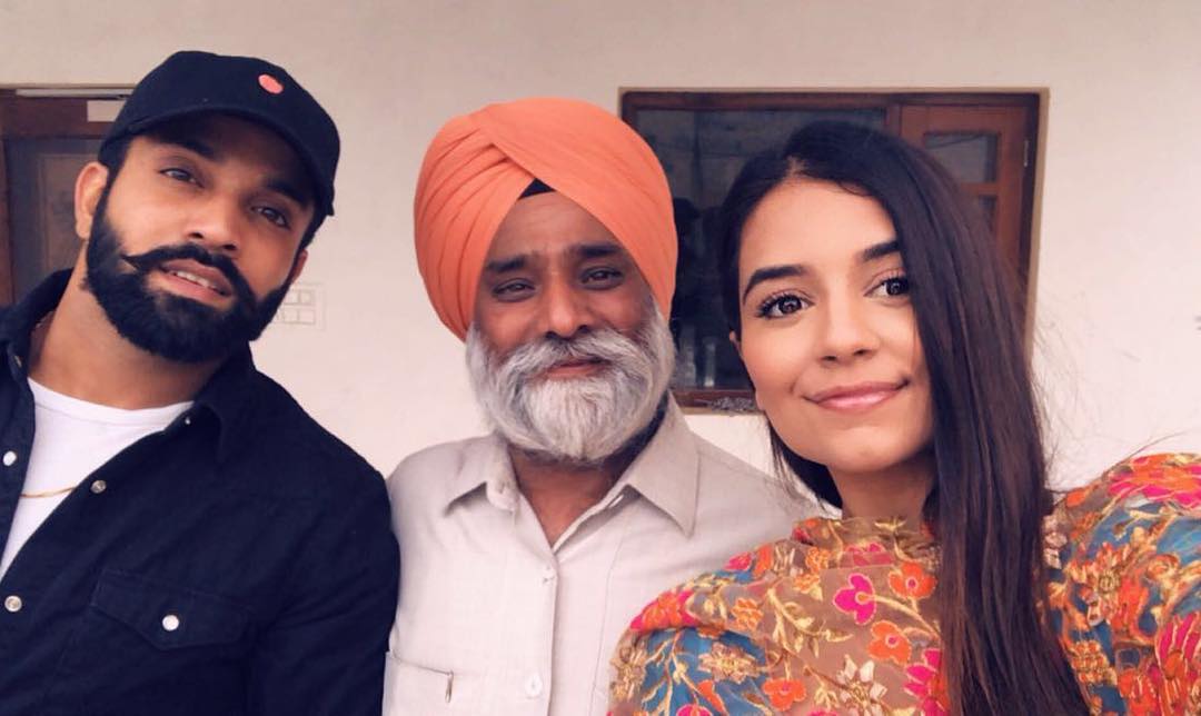 Dilpreet Dhillon Punjabi Singer Age Girlfriend Wife Family Biography More Starsunfolded Not much is known about his mother. dilpreet dhillon punjabi singer age