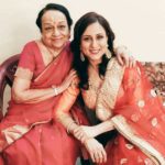 Kishori Shahane Vij with her mother