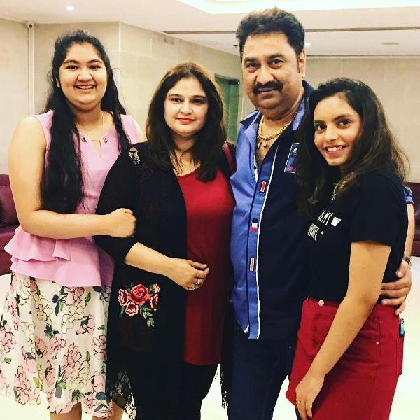 Kumar Sanu With His Wife and Daughters