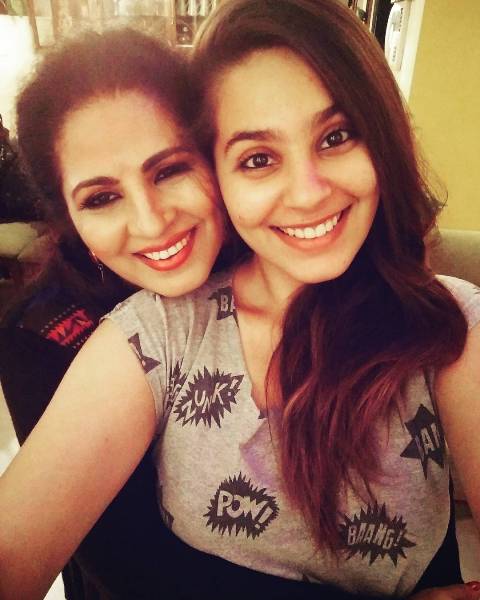 Anusha Mishra with her mother