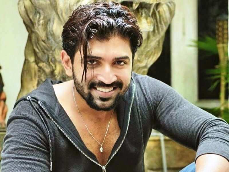 Arun Vijay Exclusive Photoshoot  We Magazine Simple And Sensible