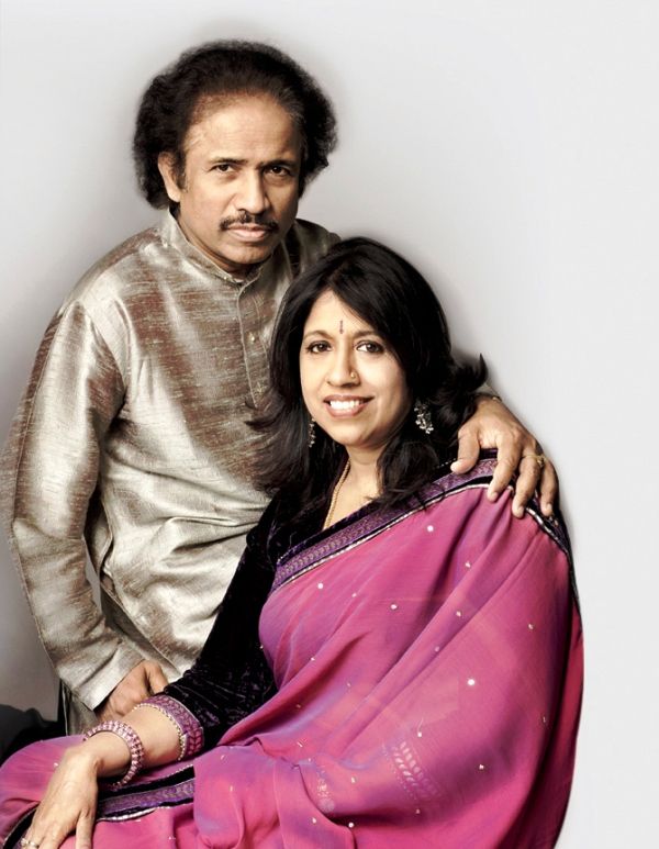 Kavita Krishnamurthy with Her Husband L-Subramaniam