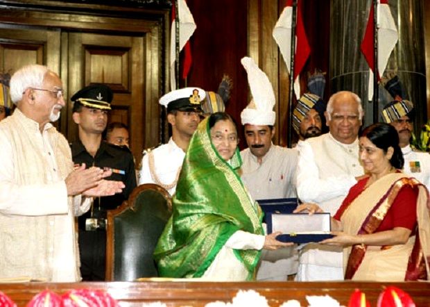 Sushma Swaraj Presented With The Outstanding Parliamentarian Award