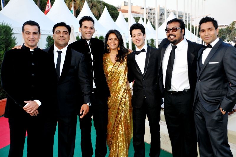 Vikramaditya Motwane with the cast of Udaan at Cannes