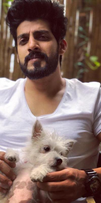 Vishu Reddy with his pet dog