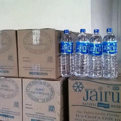 Jairu Naturelle water bottles
