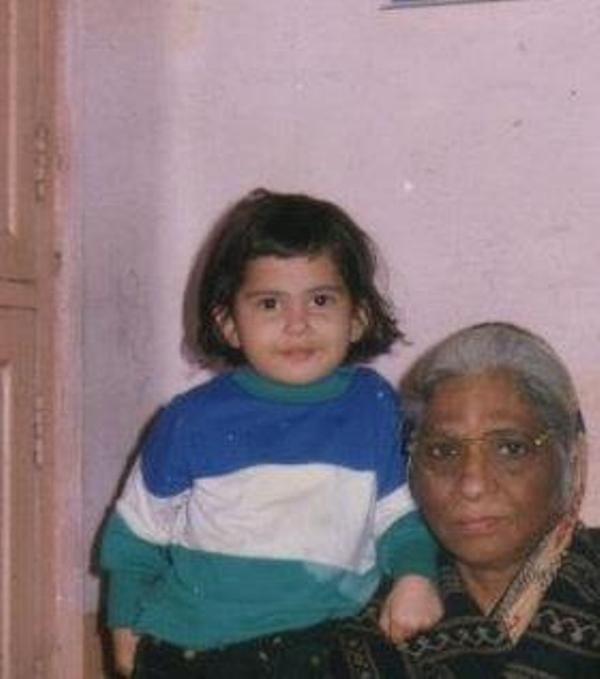 Jaya Kishori with her Grandmother