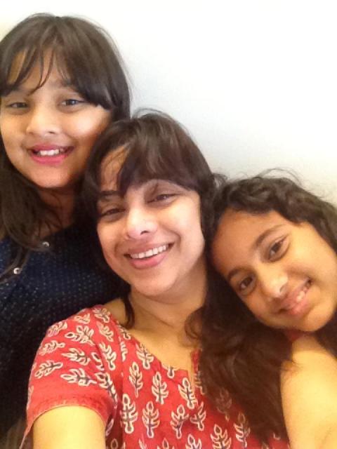 Medha Manjrekar with her daughters Gauri and Saiee