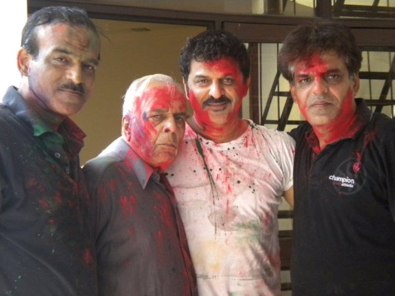 Rajesh Khattar with His Father and Brothers