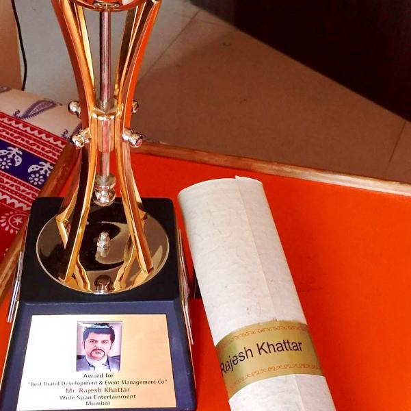 Rajesh Khattar's Award for His Company